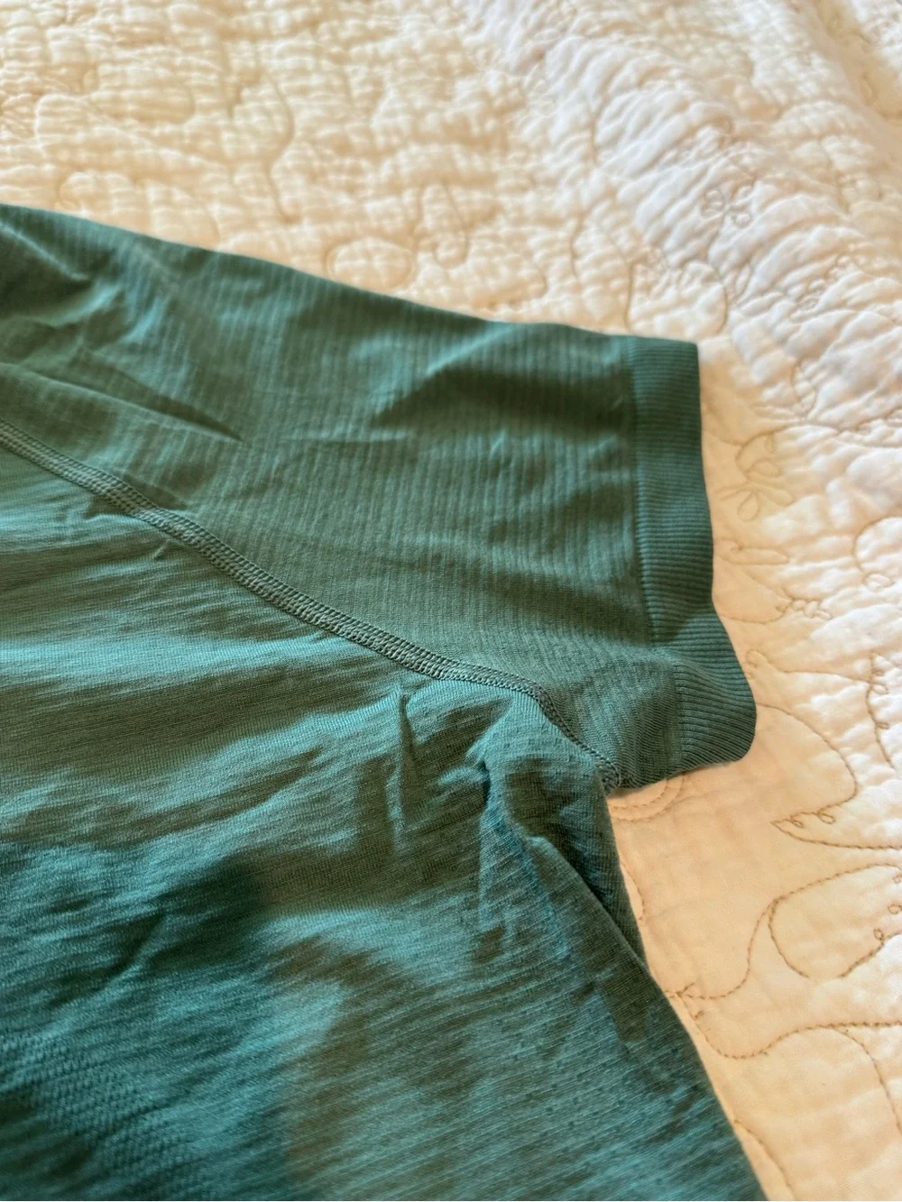 lululemon athletica Off-Shoulder Long Sleeve Tunic — Hunter Green